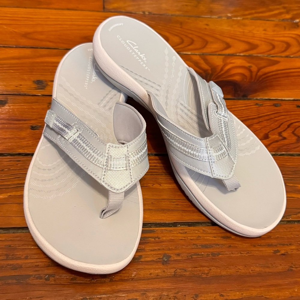 Clarks Cloudsteppers Jazz Sunmaze Tide Flip Flops Size 10 NWOB
